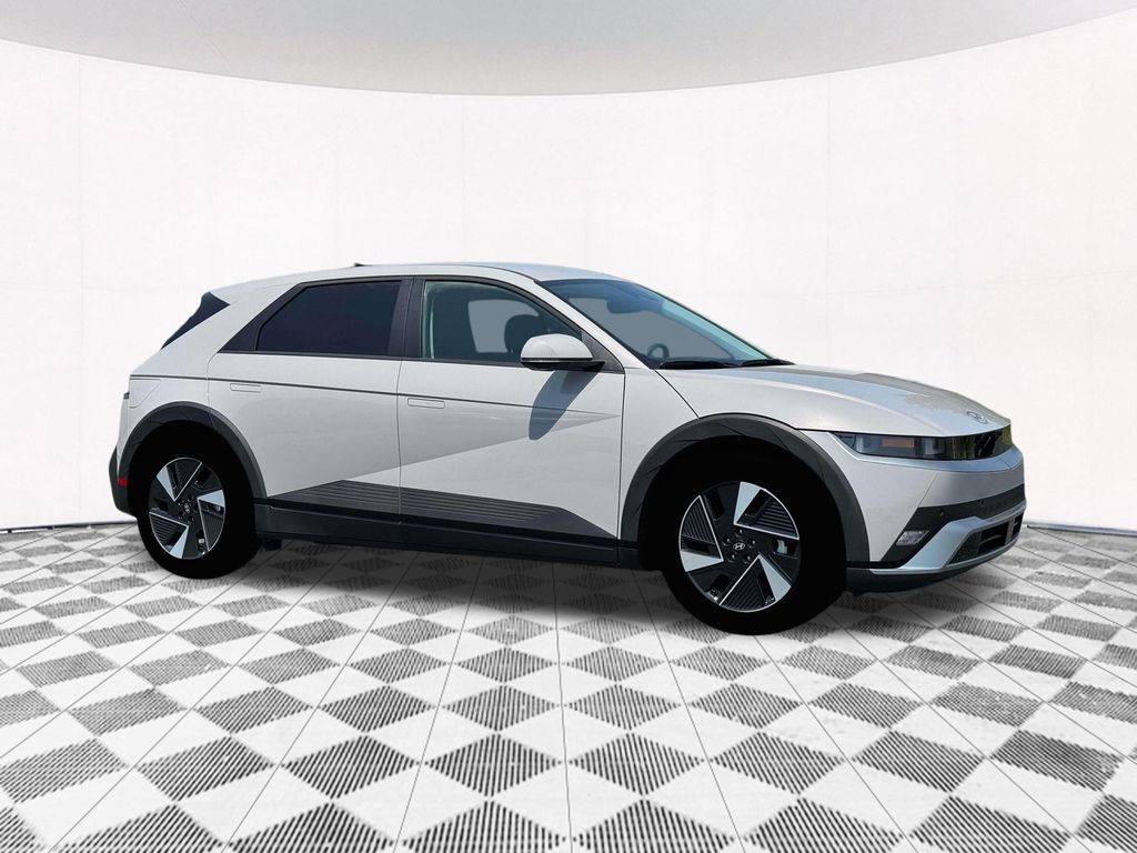 IONIQ 5 SE