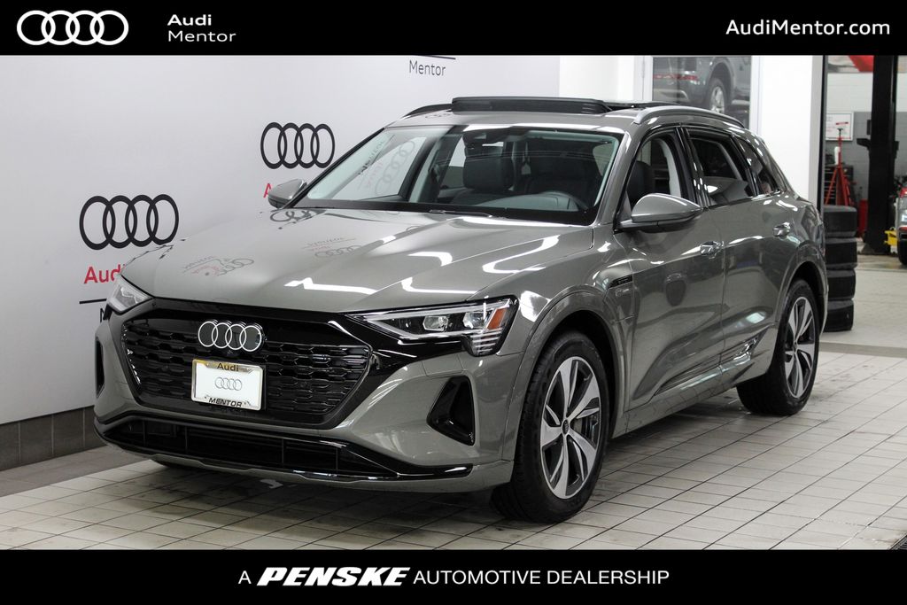 2024 Audi Q8 e-tron Premium -
                Mentor, OH