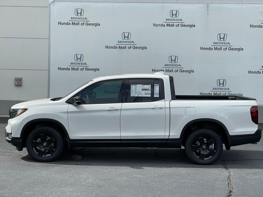 2025 Honda Ridgeline Black Edition 2