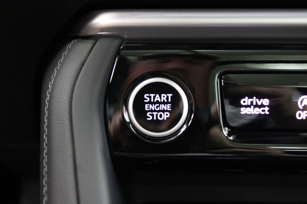 new 2025 Audi Q5 car, priced at $59,890