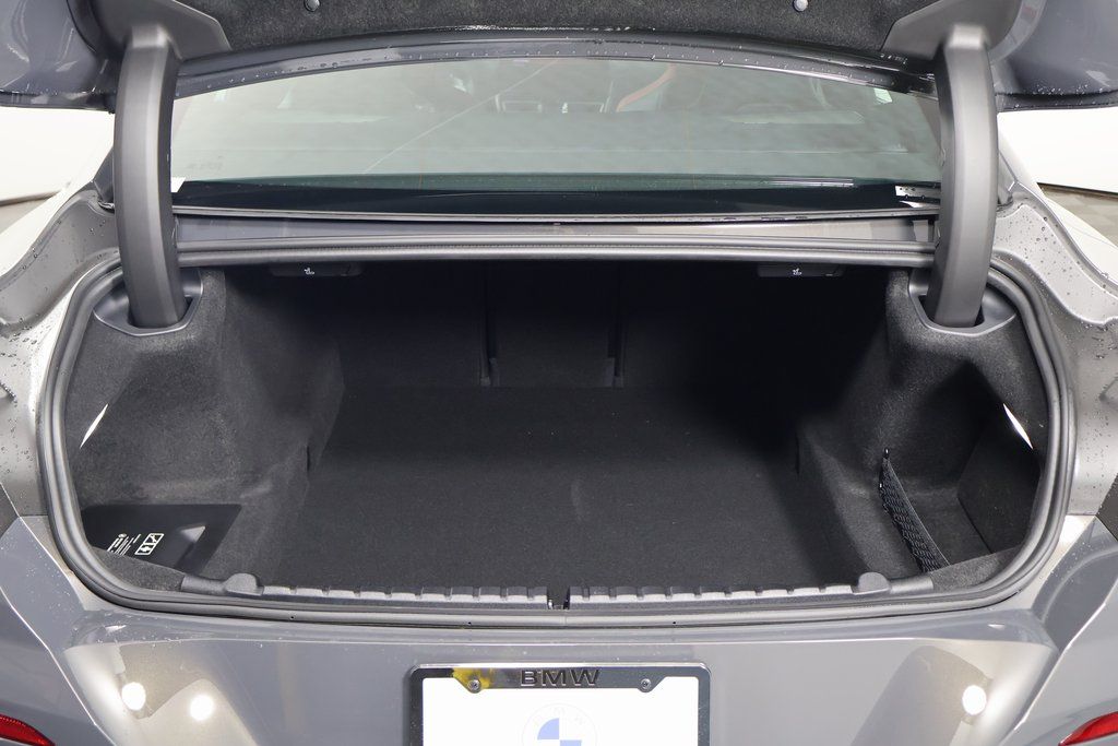 Thumbnail: 2026 BMW 8 Series - 8