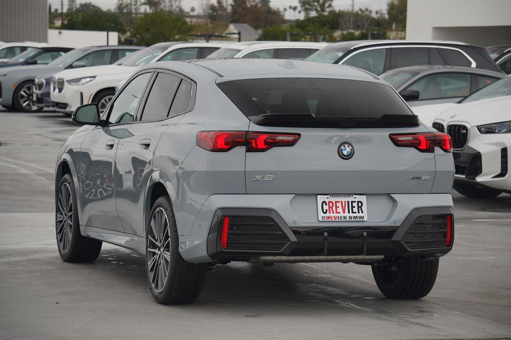 2025 BMW X2 xDrive28i 7