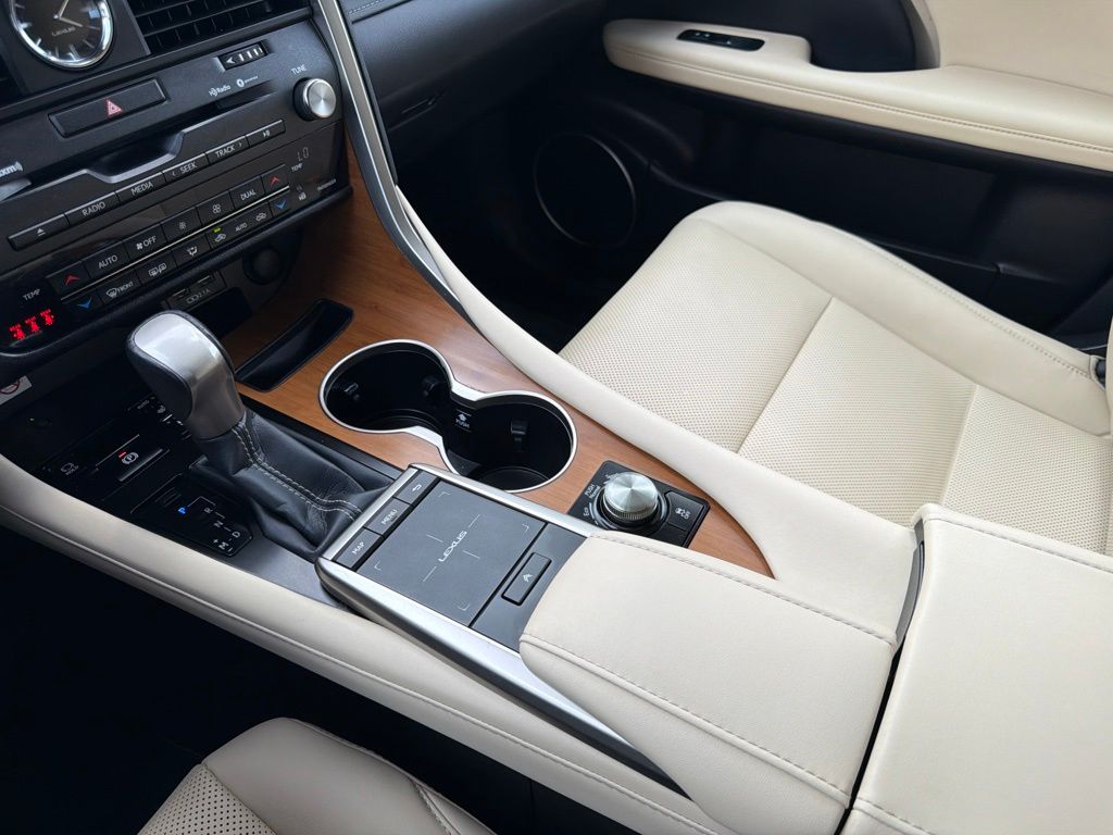 Thumbnail: 2022 Lexus RX - 15