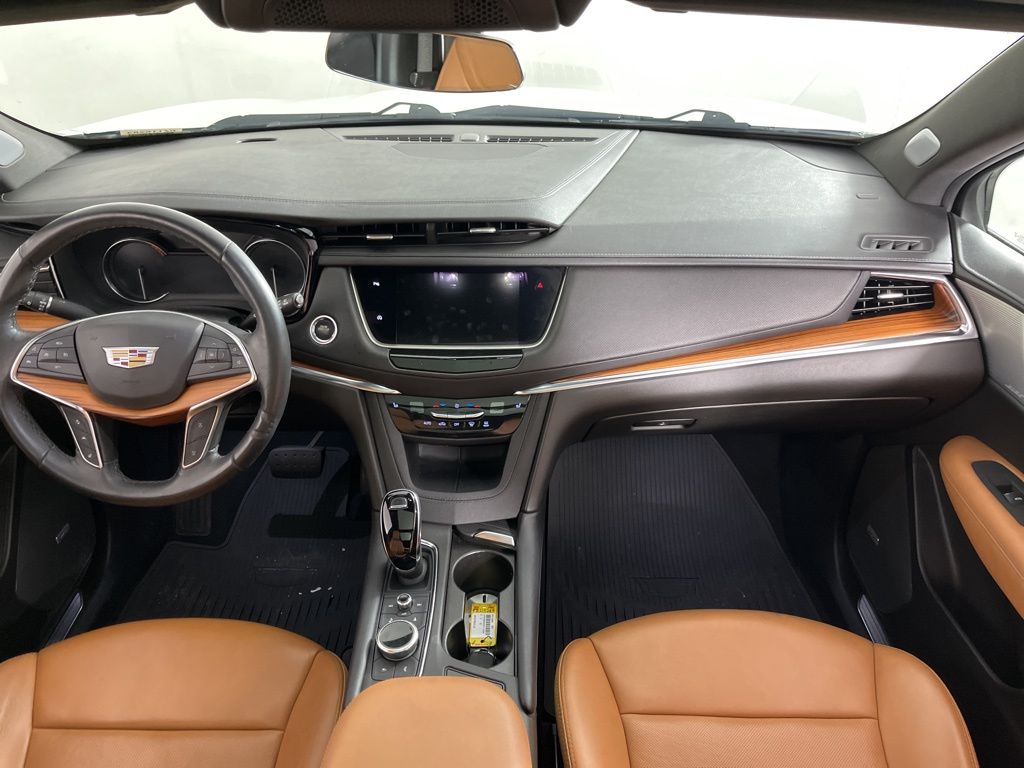 Thumbnail: 2023 Cadillac XT5 - 19