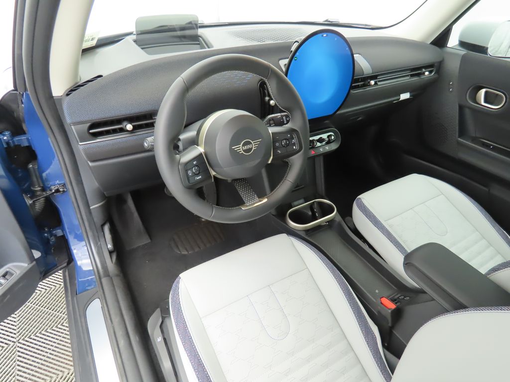 Thumbnail: 2026 MINI Cooper - 10