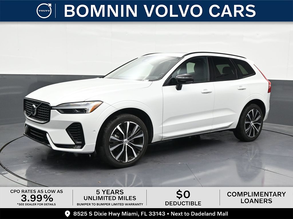 Crystal White Metallic 2023 Volvo XC60 SUV / Crossover Front-Wheel Drive Automatic