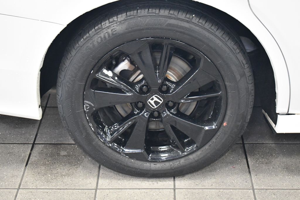 Thumbnail: 2023 Honda Odyssey - 13