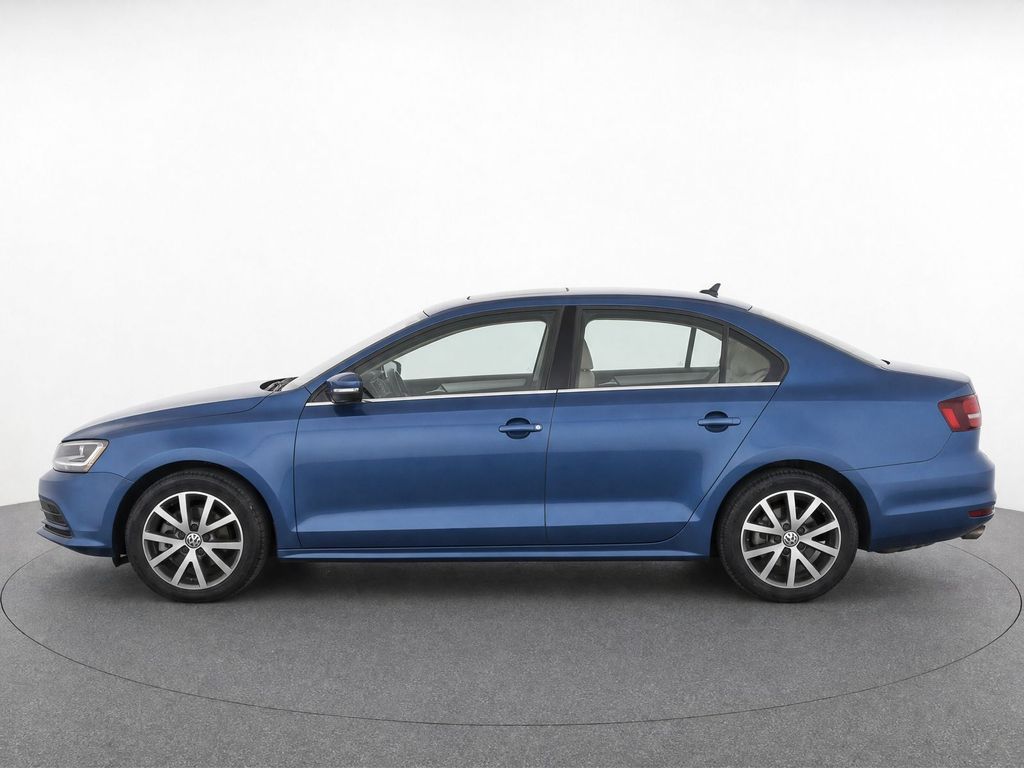 Thumbnail: 2017 Volkswagen Jetta - 6