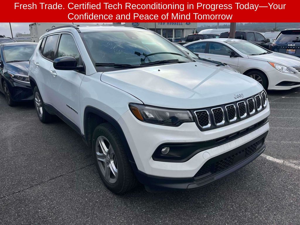 2024 Jeep Compass Latitude 4WD