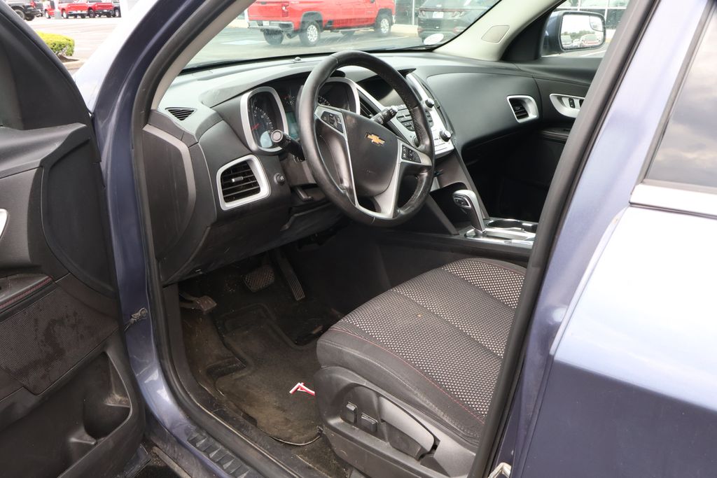 Thumbnail: 2013 Chevrolet Equinox - 11