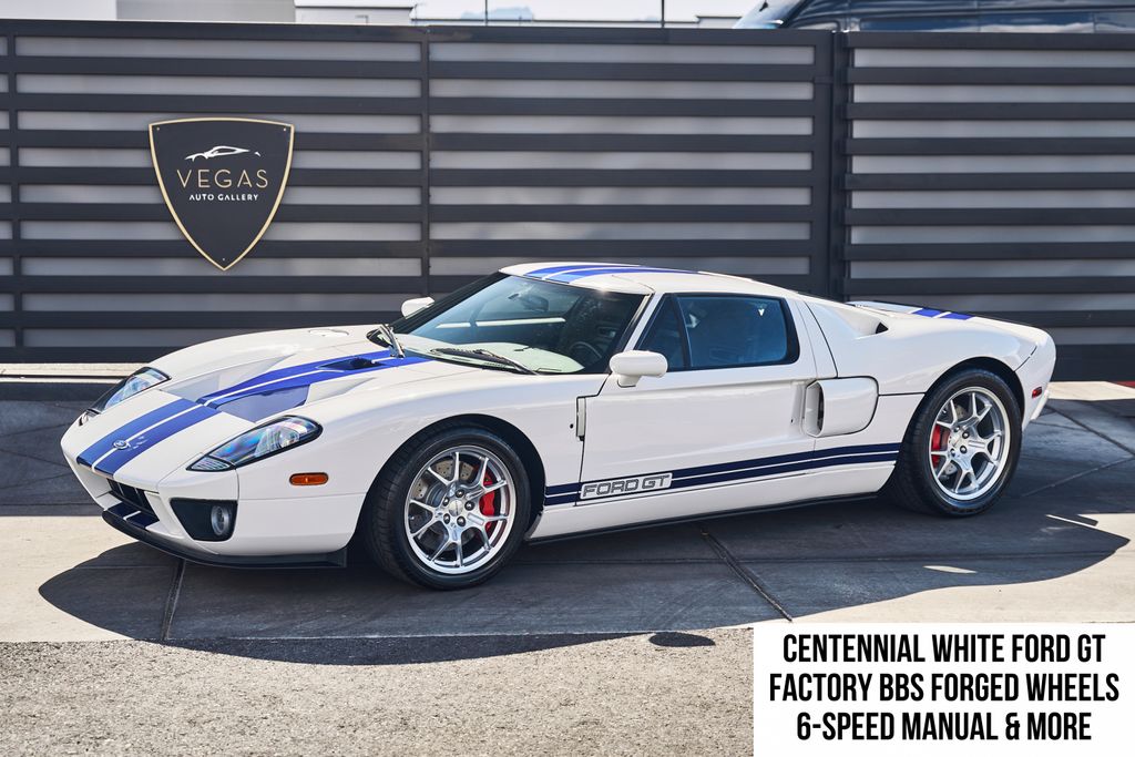 2006 Ford GT Coupe Rear-Wheel Drive 6-Speed Manual