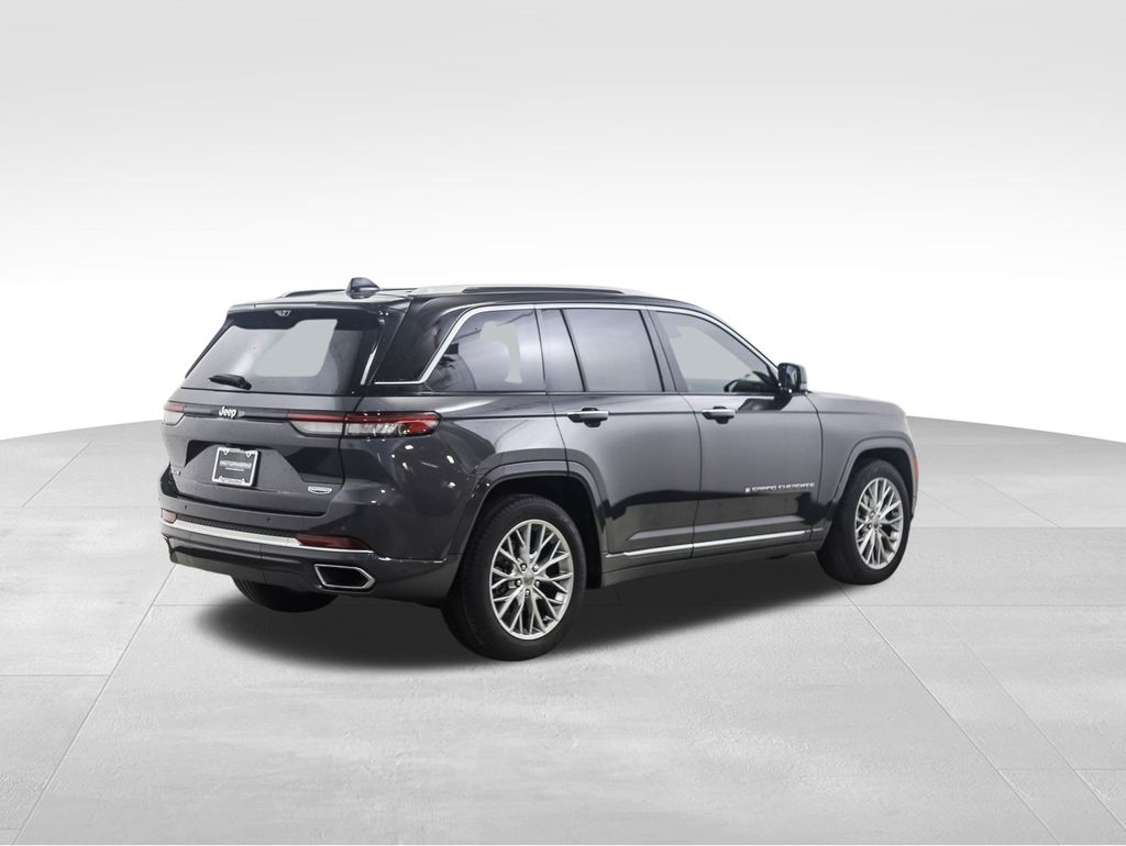 Thumbnail: 2022 Jeep Grand Cherokee - 5