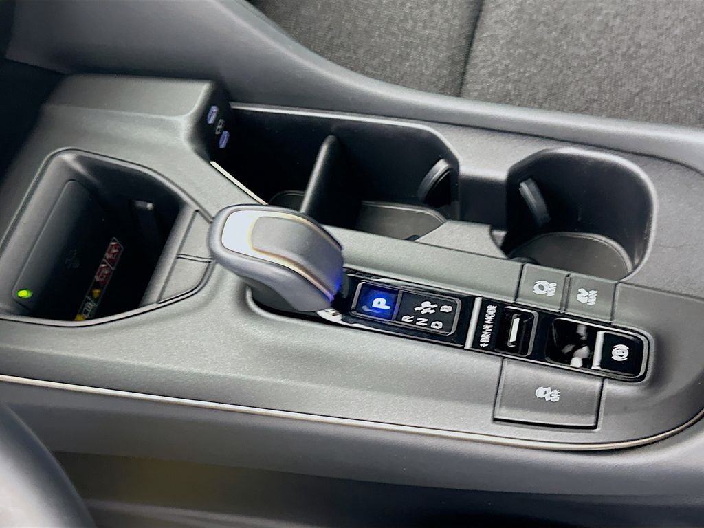 Thumbnail: 2023 Toyota Crown - 17