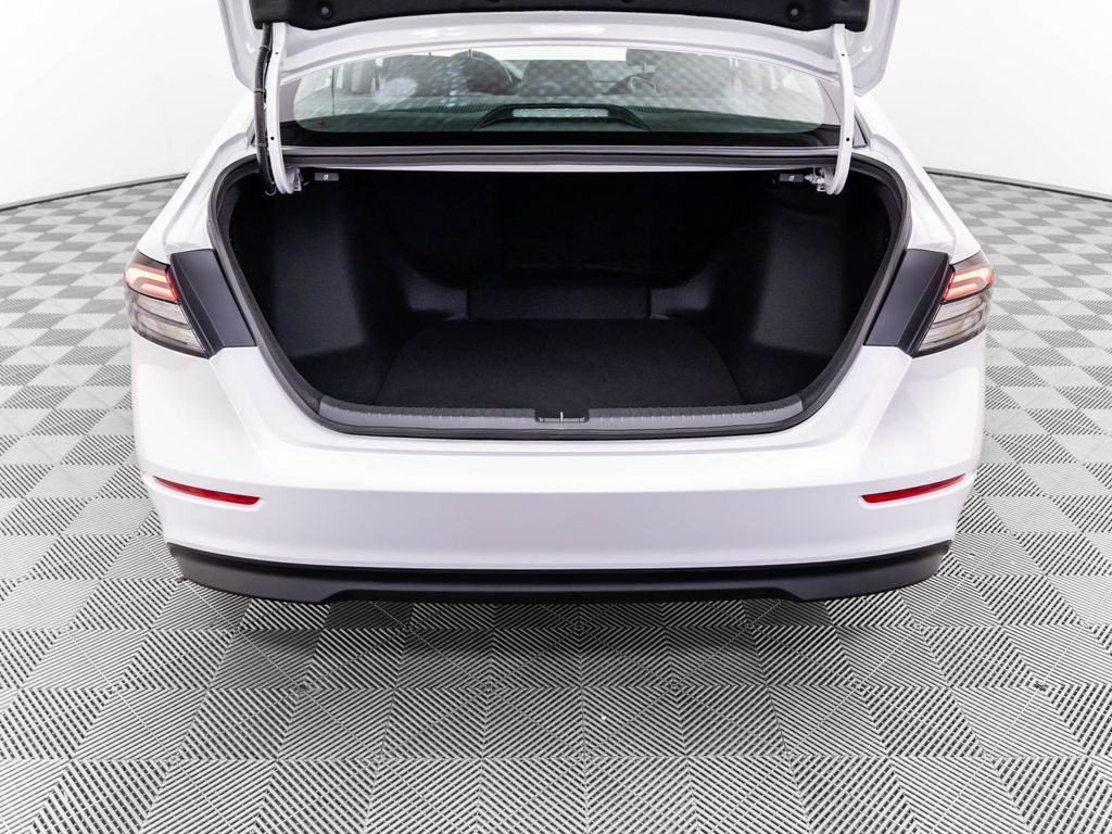 2025 Honda Accord SE photo