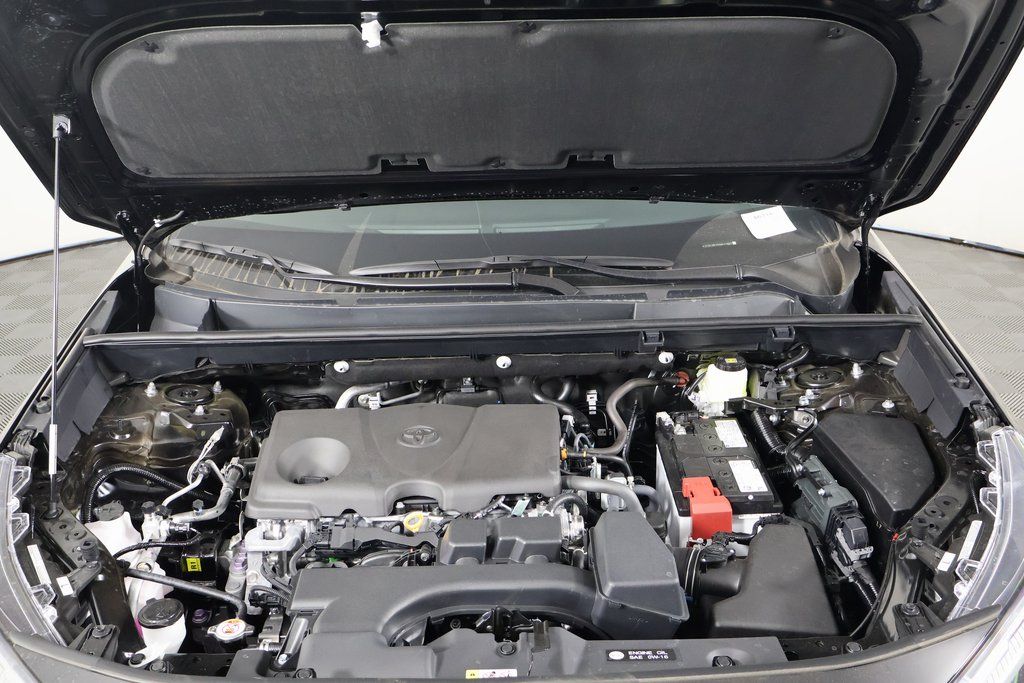 Thumbnail: 2025 Toyota RAV4 - 9