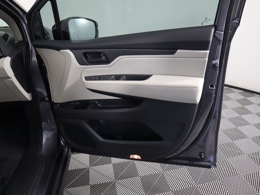 Thumbnail: 2026 Honda Odyssey - 26