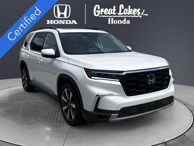Platinum White Pearl 2025 Honda Pilot SUV / Crossover All-Wheel Drive Automatic