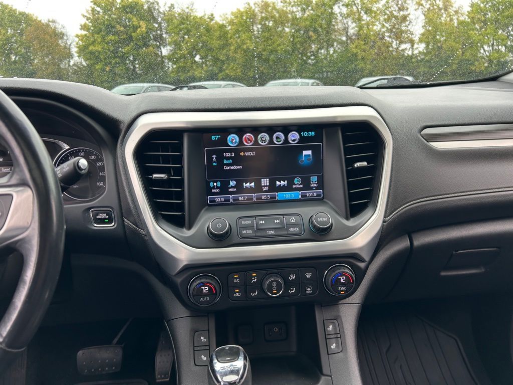 Thumbnail: 2018 GMC Acadia - 15