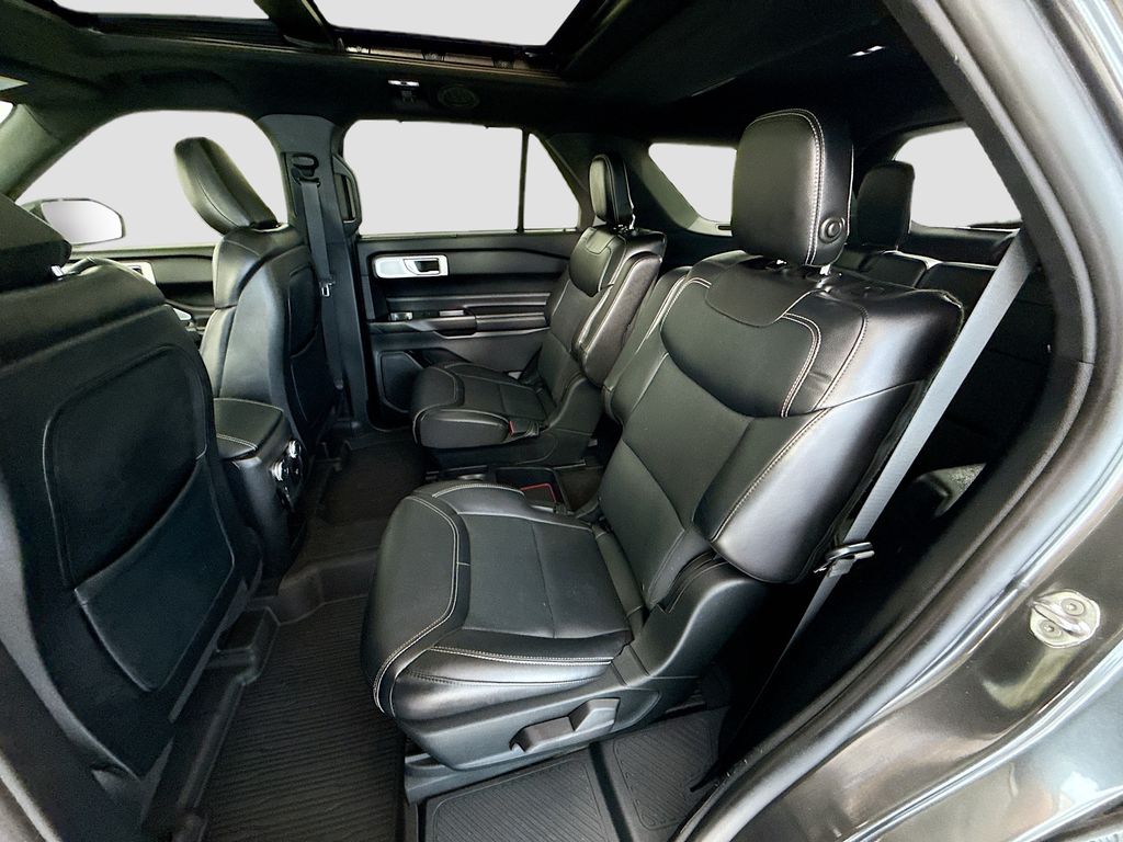 Thumbnail: 2020 Ford Explorer - 21