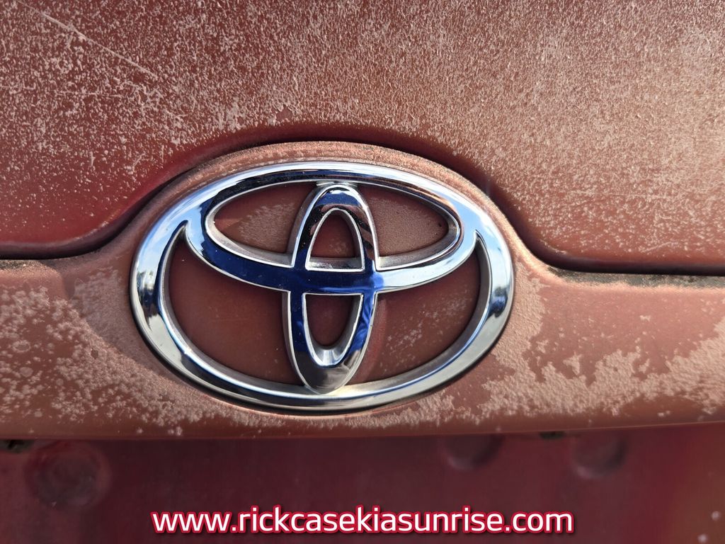 2004 Toyota Corolla