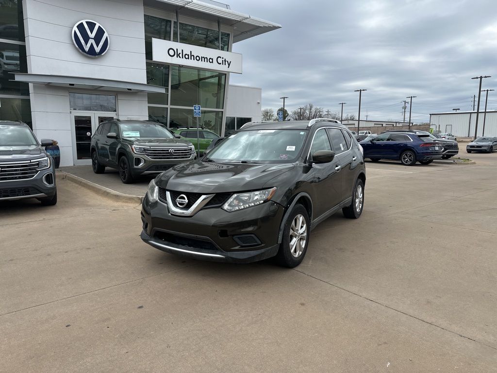 2016 Nissan Rogue SV FWD