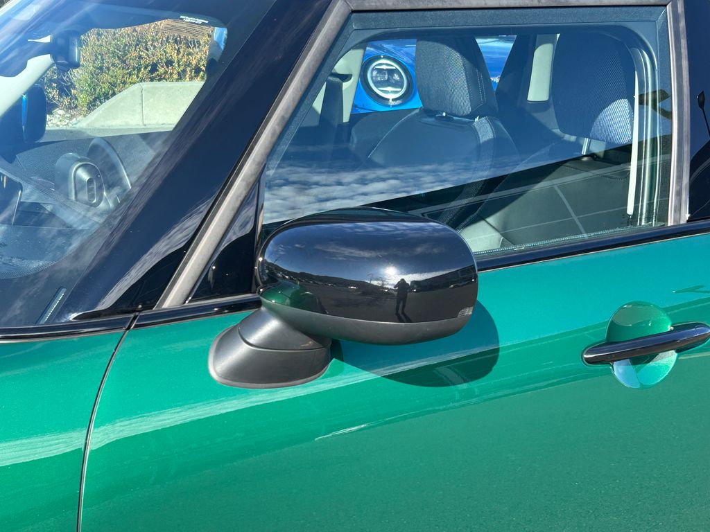 Thumbnail: 2025 MINI Cooper - 10