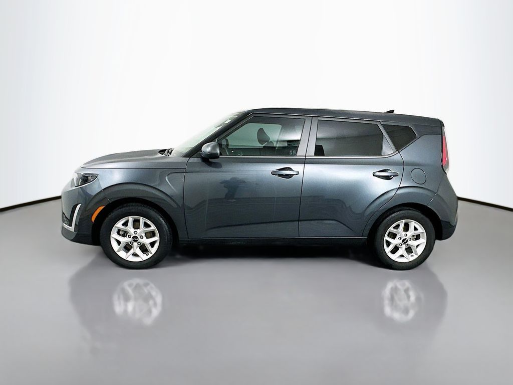 Thumbnail: 2023 Kia Soul - 8