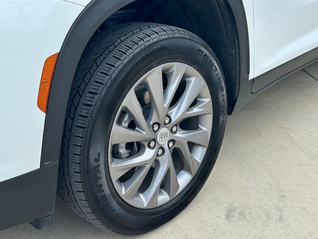 Used 2025 Buick Enclave SUV