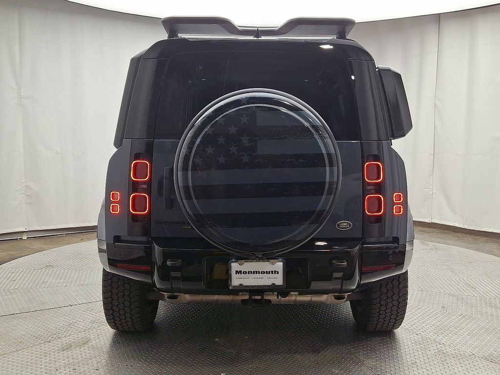 Thumbnail: 2023 Land Rover Defender - 5