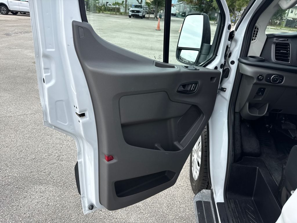 Certified Used 2025 White Ford Base image 14