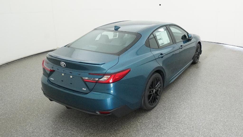 2025 Toyota Camry SE 15