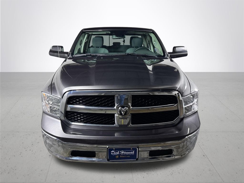 2020 Ram 1500 Classic SLT photo 3
