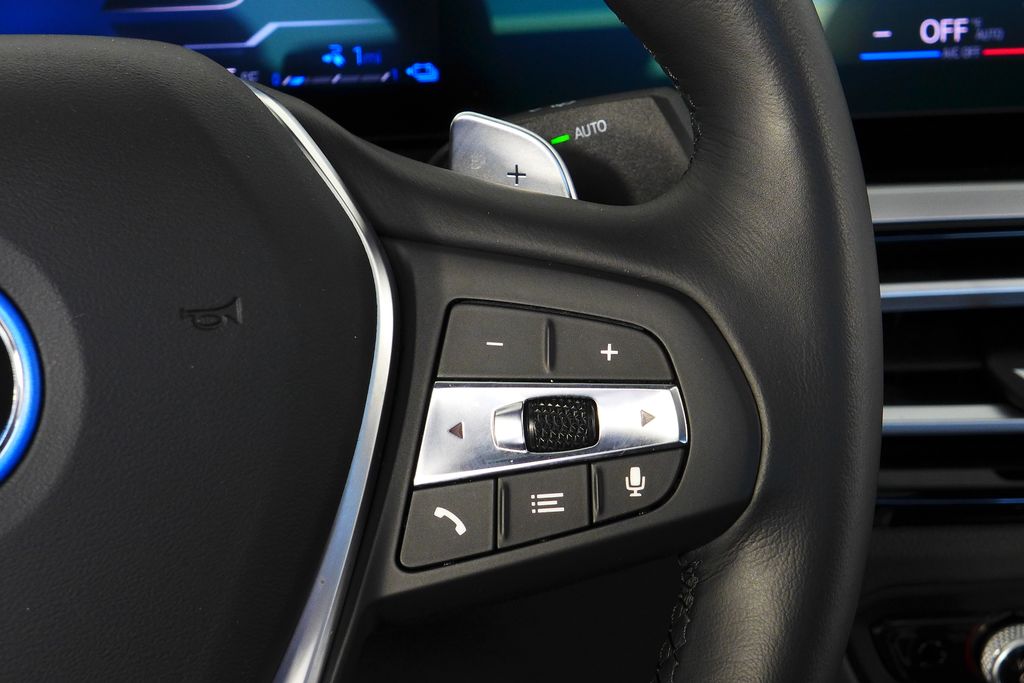 Thumbnail: 2023 BMW 3 Series - 29