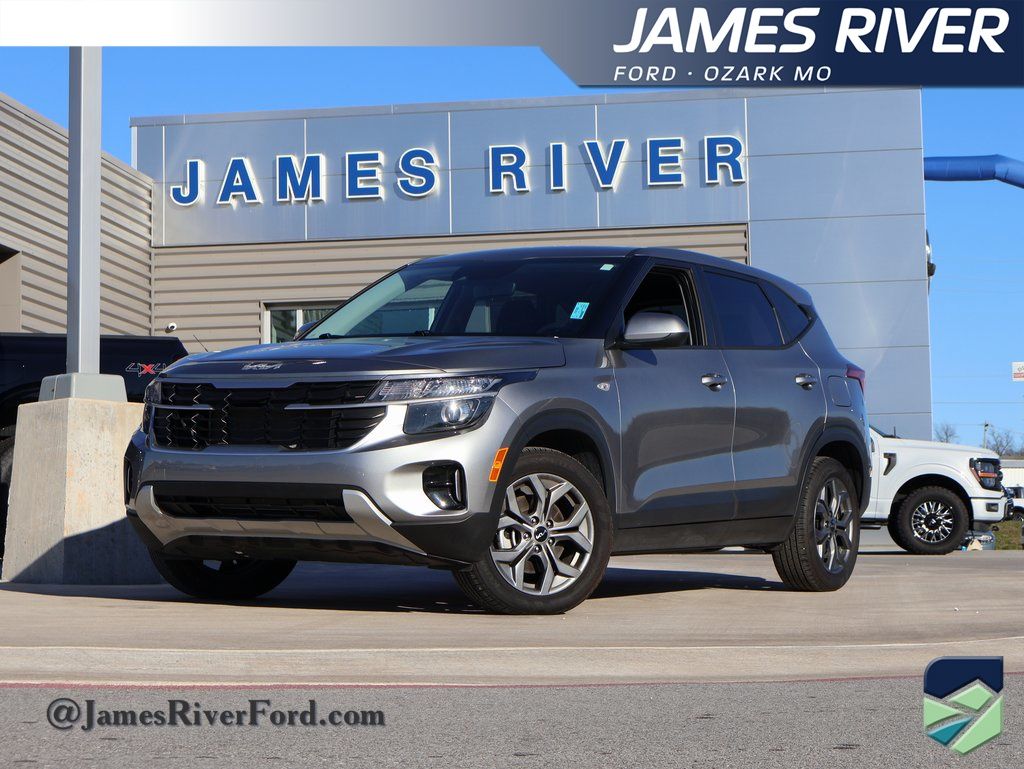 2025 Kia Seltos LX AWD