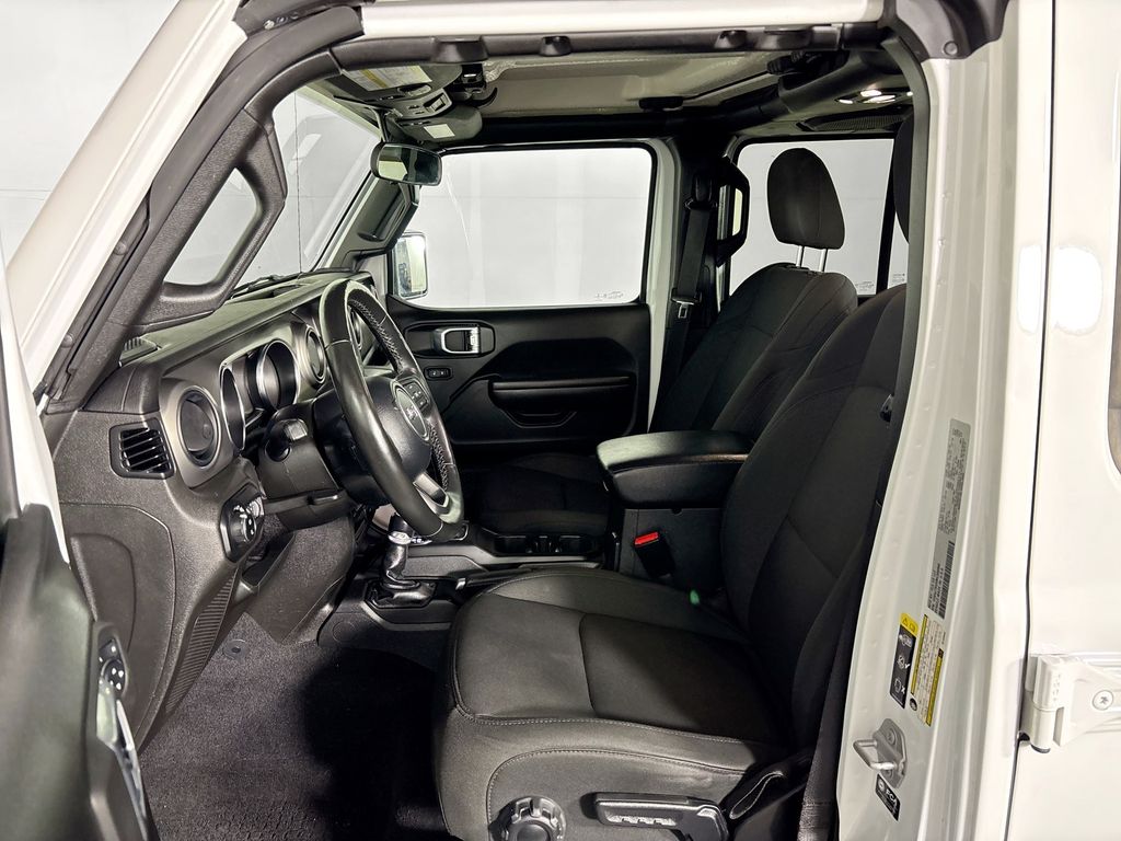 2021 Jeep Gladiator Willys