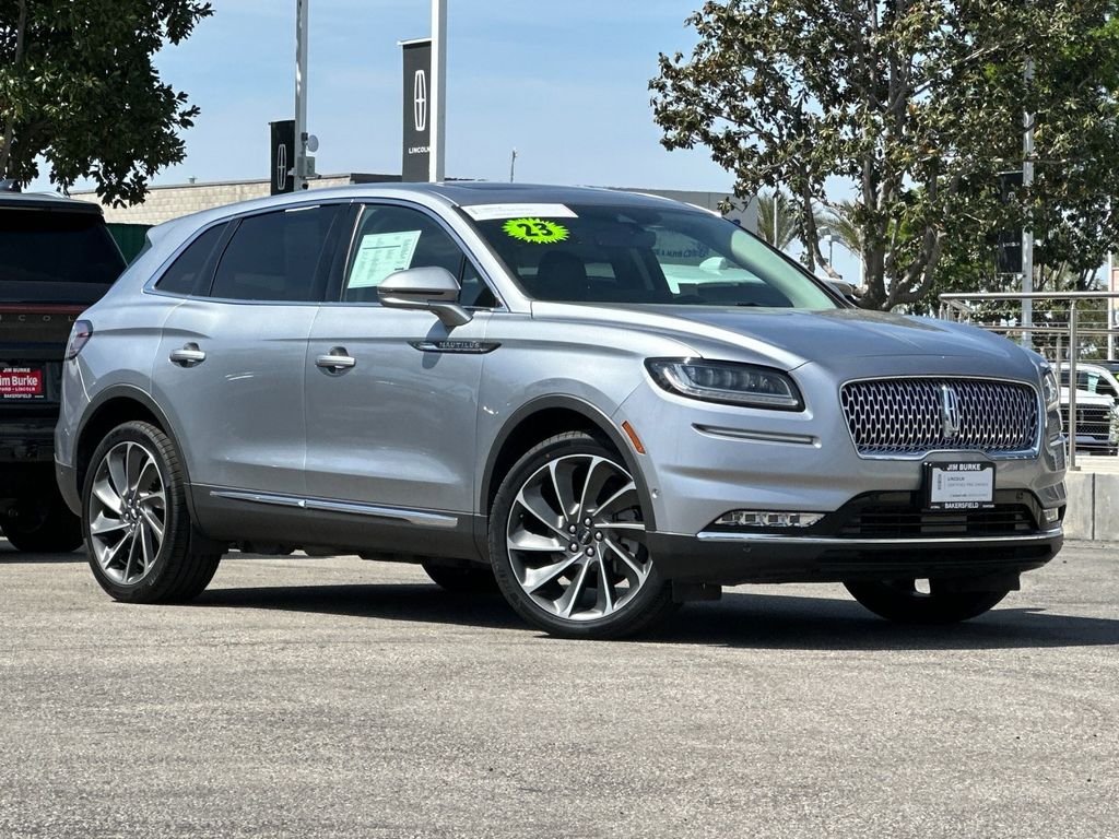 Silver Radiance Metallic Clearcoat 2023 Lincoln Nautilus Reserve AWD SUV / Crossover All-Wheel Drive 8-Speed Automatic