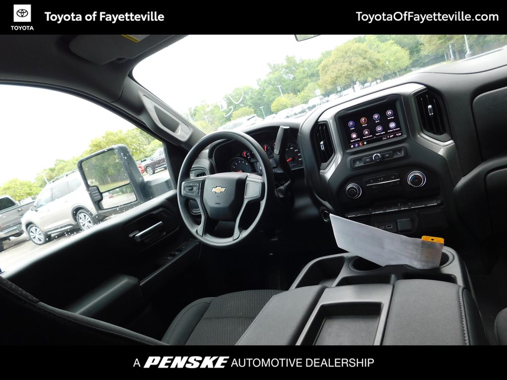 Thumbnail: 2024 Chevrolet Silverado 2500 - 6