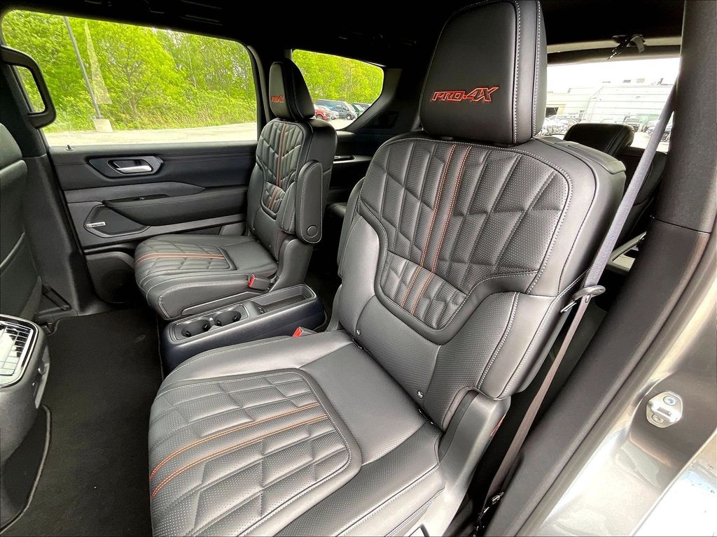 2026 Nissan Armada — photo 15