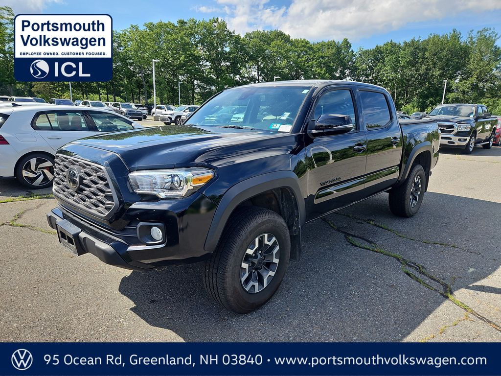 Midnight Black Metallic 2020 Toyota Tacoma Pickup Truck Four-Wheel Drive 6-Speed Automatic