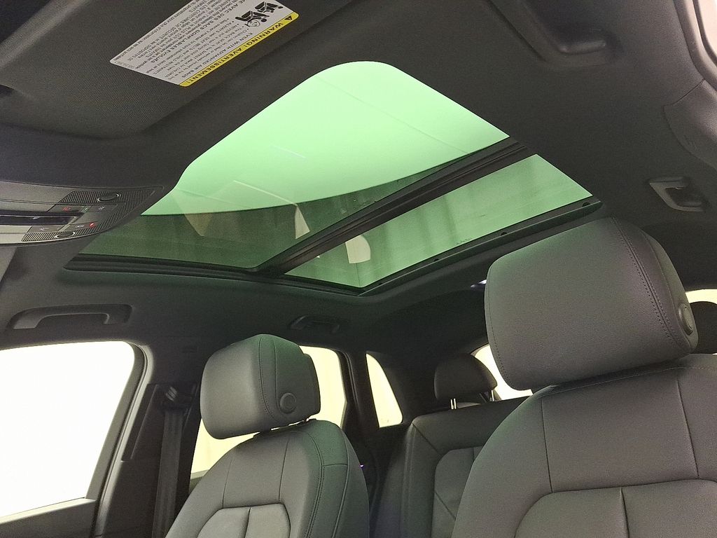 Thumbnail: 2023 Audi Q3 - 14