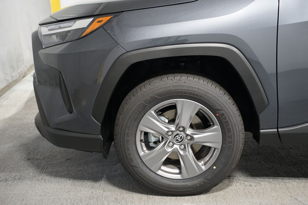 Thumbnail: 2025 Toyota RAV4 - 5