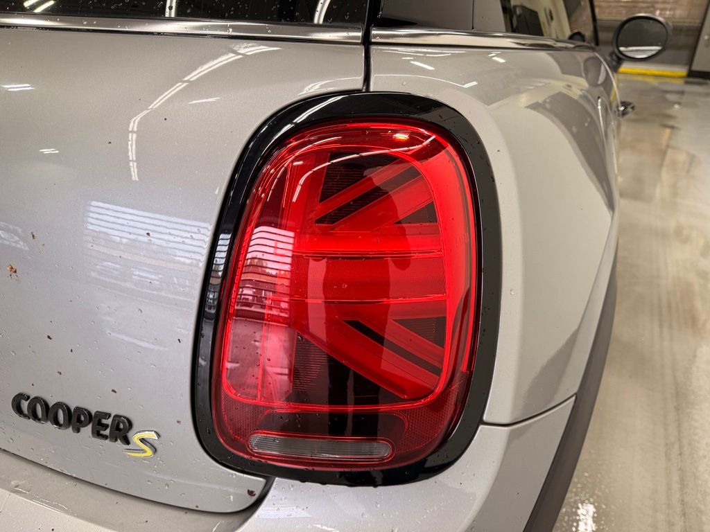 Thumbnail: 2024 MINI Cooper - 5