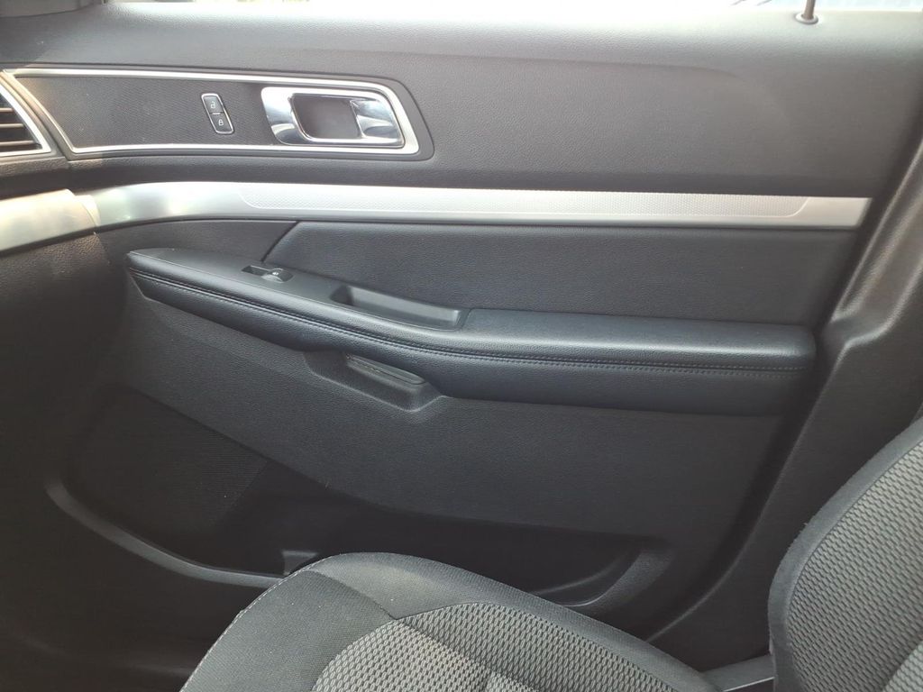 Used 2017 Ford Explorer SUV