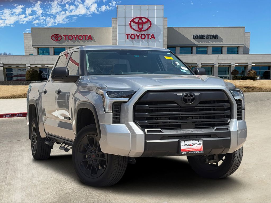 2024 Toyota Tundra SR5 CrewMax Cab 4WD