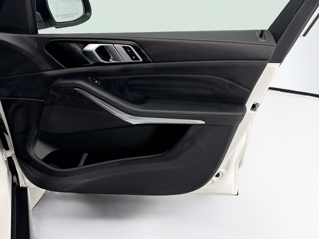 Thumbnail: 2026 BMW X5 - 24