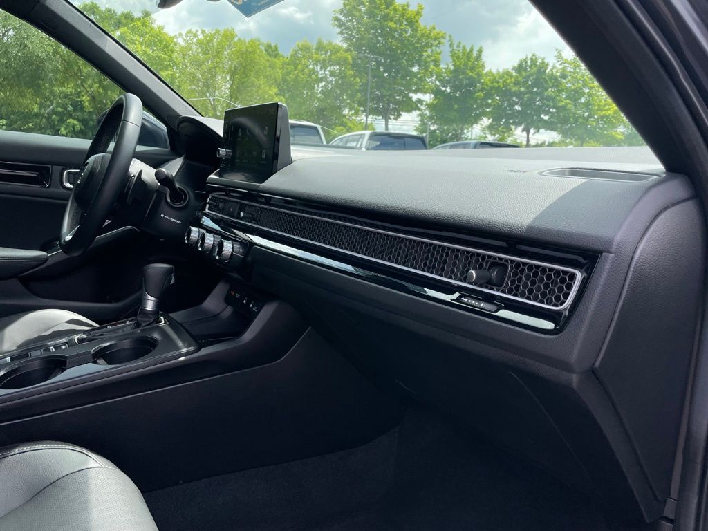 Thumbnail: 2025 Honda Civic - 32