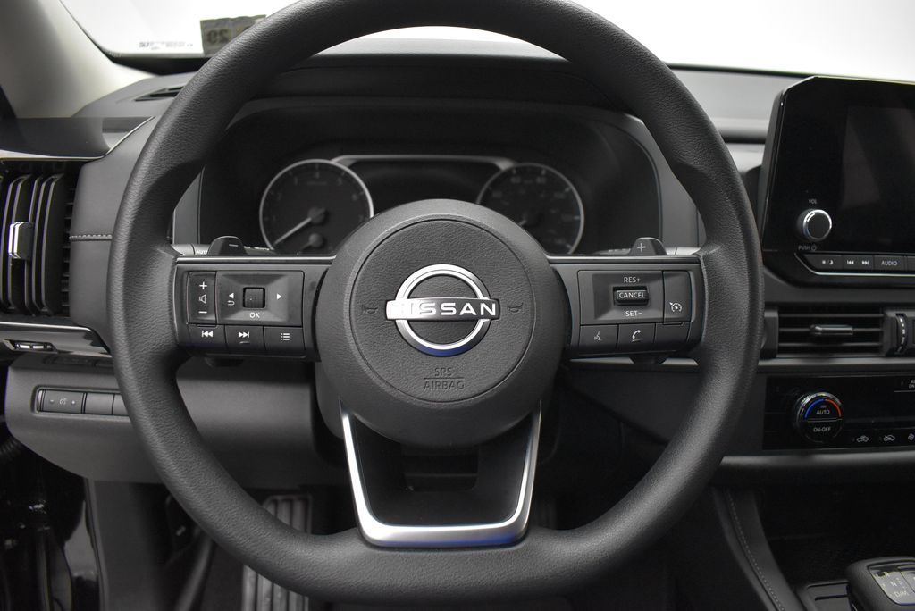 Thumbnail: 2024 Nissan Pathfinder - 14