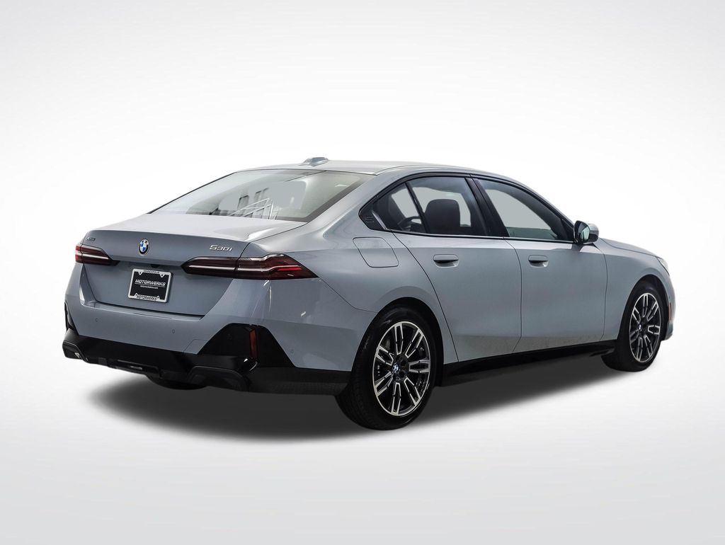 Thumbnail: 2026 BMW 5 Series - 6