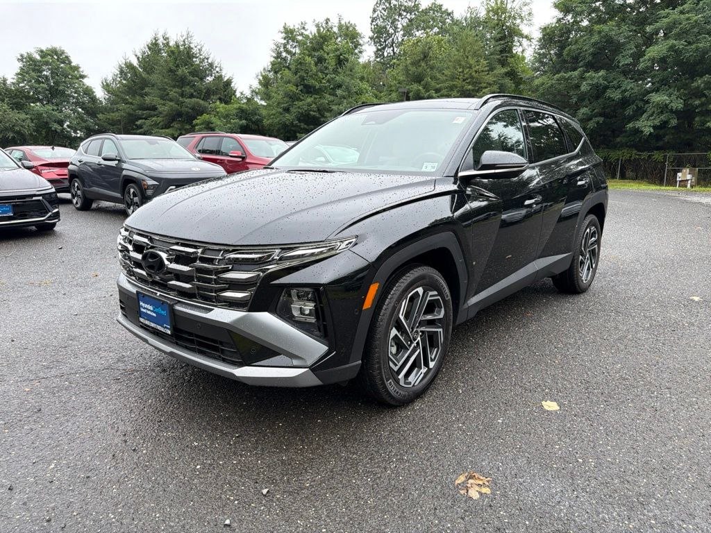 Phantom Black 2025 Hyundai Tucson SUV / Crossover All-Wheel Drive 8-Speed Automatic