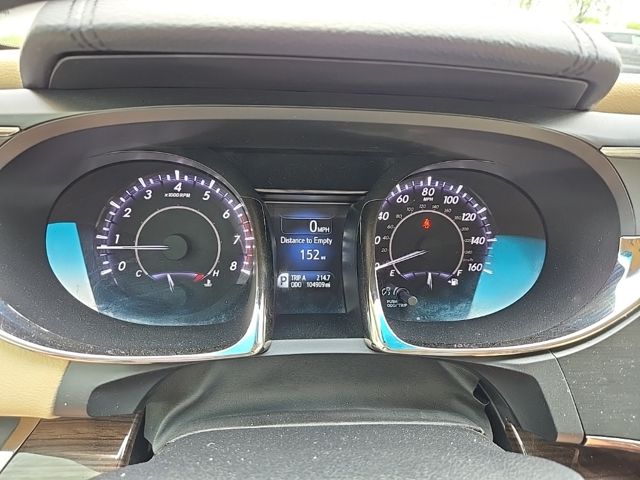 2013 Toyota Avalon Touring 31